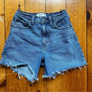 Abercrombie Dad Shorts Size 25